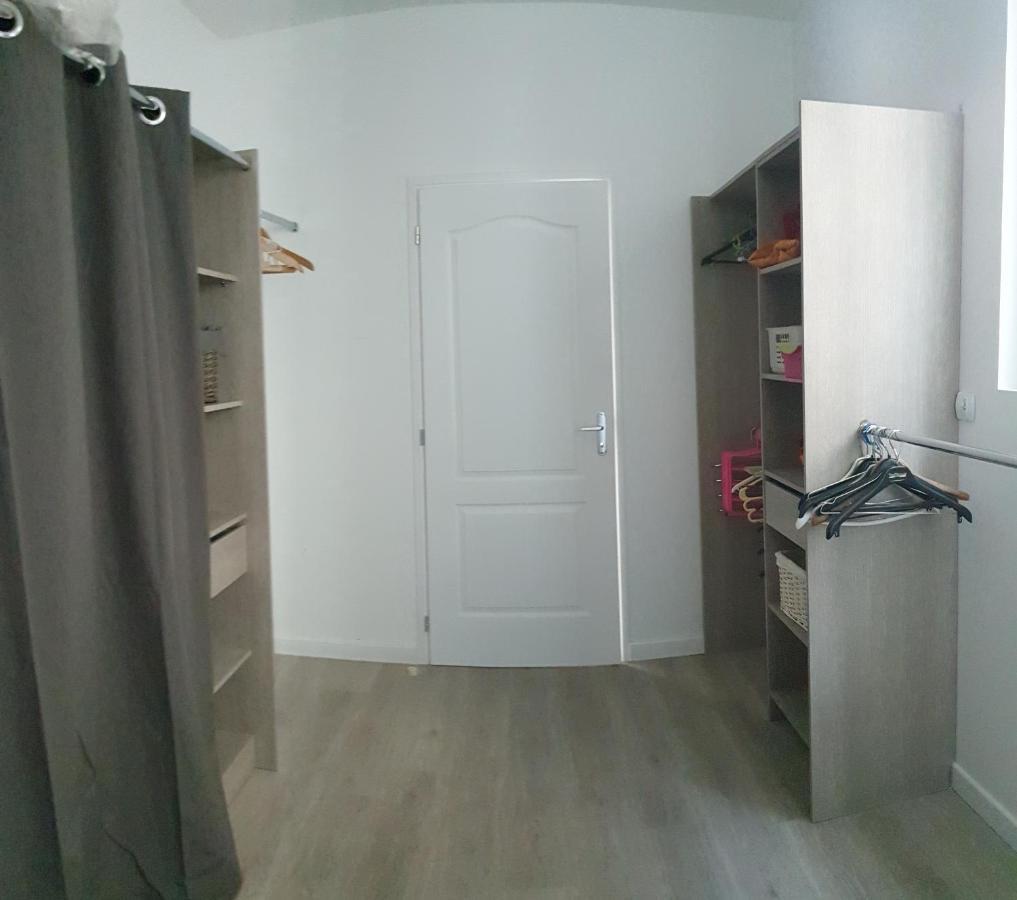 Appartement Hyper-Centre Epernay Avec Sauna Et Parking Prive Luaran gambar