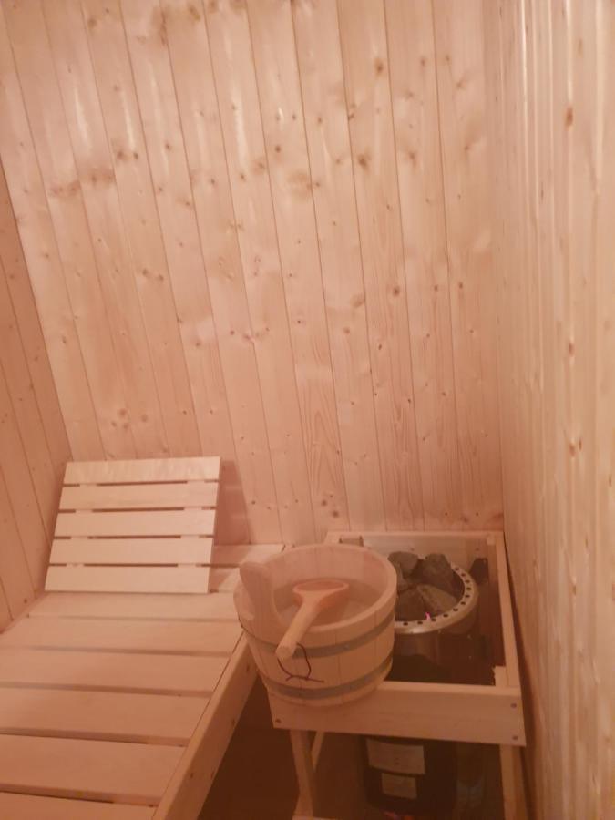 Appartement Hyper-Centre Epernay Avec Sauna Et Parking Prive Luaran gambar